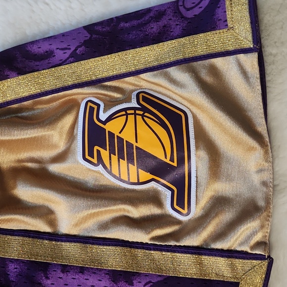 Mens Los Angeles Lakers Mitchell & Ness Purple Harwood Classic Size M - Picture 5 of 9